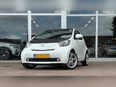 Toyota iQ - 1.0 VVTi Aspiration Pearl 2e Eigenaar Cruise control All season banden