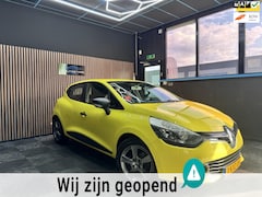 Renault Clio - 0.9 TCe Authentique Airco navi Trekhaak Soundsysteem Zeer nette Auto