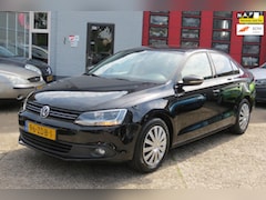 Volkswagen Jetta - 1.2 TSI Comfort Executive Line , NAVI , PDC