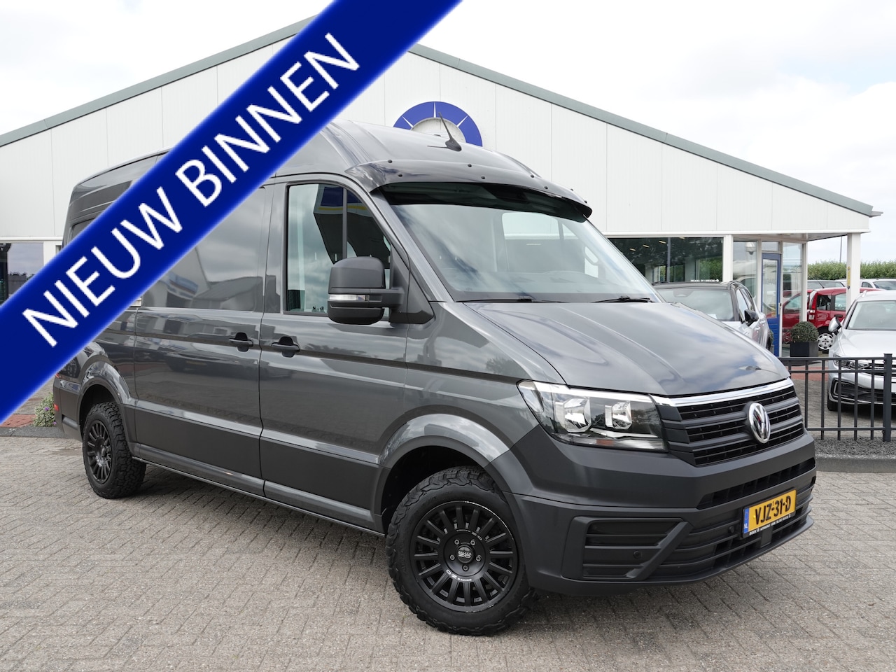 Volkswagen Crafter - 35 2.0 TDI 170PK L3H2 MOOIE INRICHTING | TREKH. | PDC V+A | STOERE BUS - AutoWereld.nl