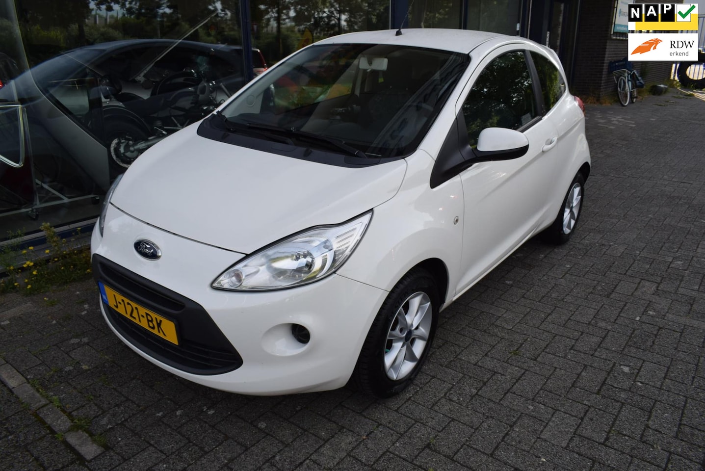 Ford Ka - 1.2 Champions Edition start/stop 1.2 Champions Edition start/stop - AutoWereld.nl