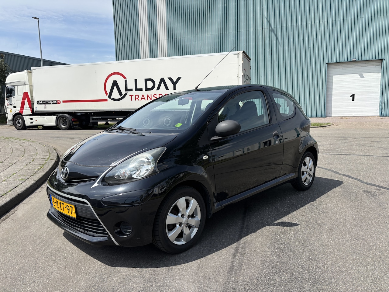 Toyota Aygo - 1.0 VVT-i Now 68 PK. - AutoWereld.nl