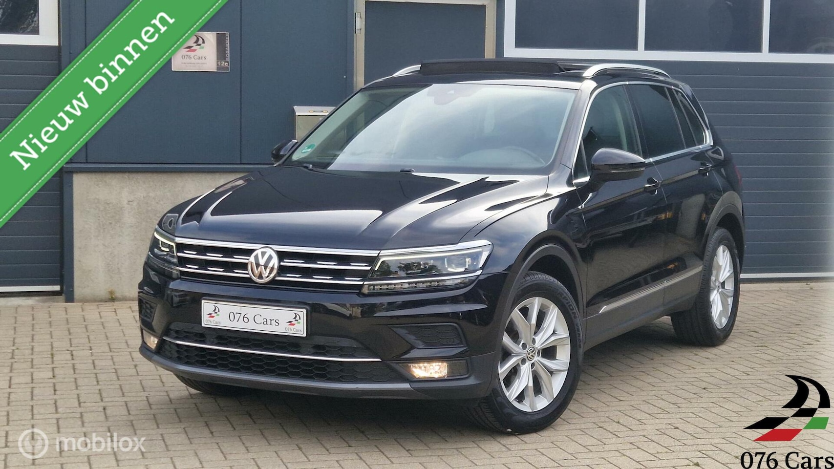 Volkswagen Tiguan - 1.4 TSI ACT Highline / PANO / DIGITALE COCKPIT / 92.000 KM / - AutoWereld.nl