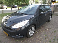 Peugeot 206 - 1.1 XR//APK TM 7-2026//4 DEURS AUTO//