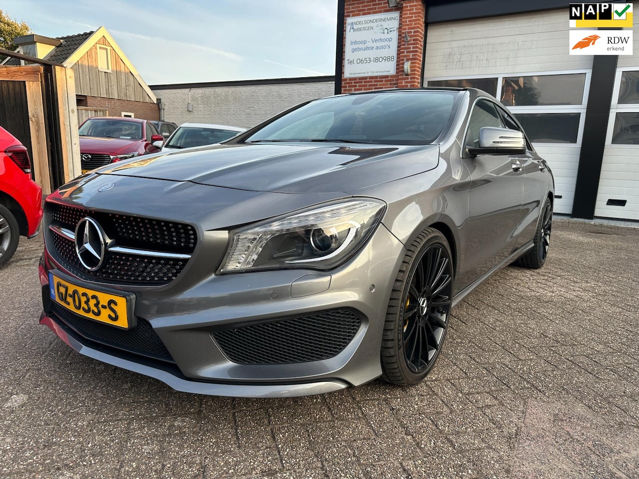 Mercedes-Benz CLA-Klasse - 180 OrangeArt Edition AMG Pakket-PANORAMADAK-AIRCO-NAVI-PDC-CRUISE - AutoWereld.nl