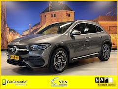 Mercedes-Benz GLA-Klasse - 200 AMG Bus. Sol. Aut Panodak LED