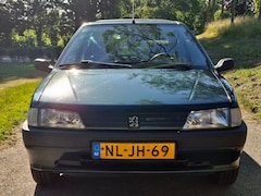Peugeot 106 - 1.6 Green