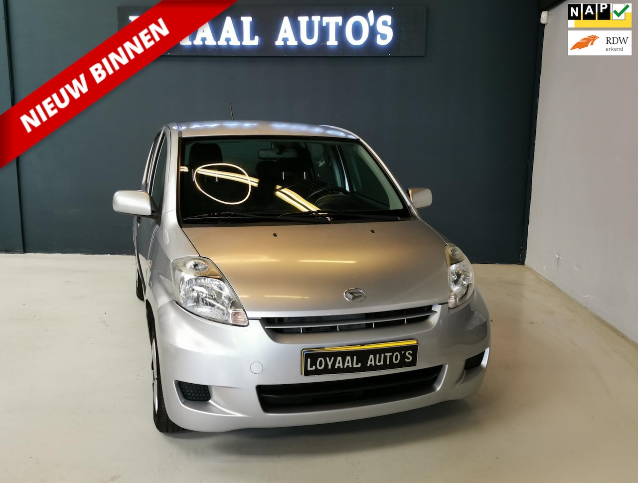 Daihatsu Sirion 2 - 1.0-12V Premium | ELEK.RAMEN | NAP | APK. - AutoWereld.nl