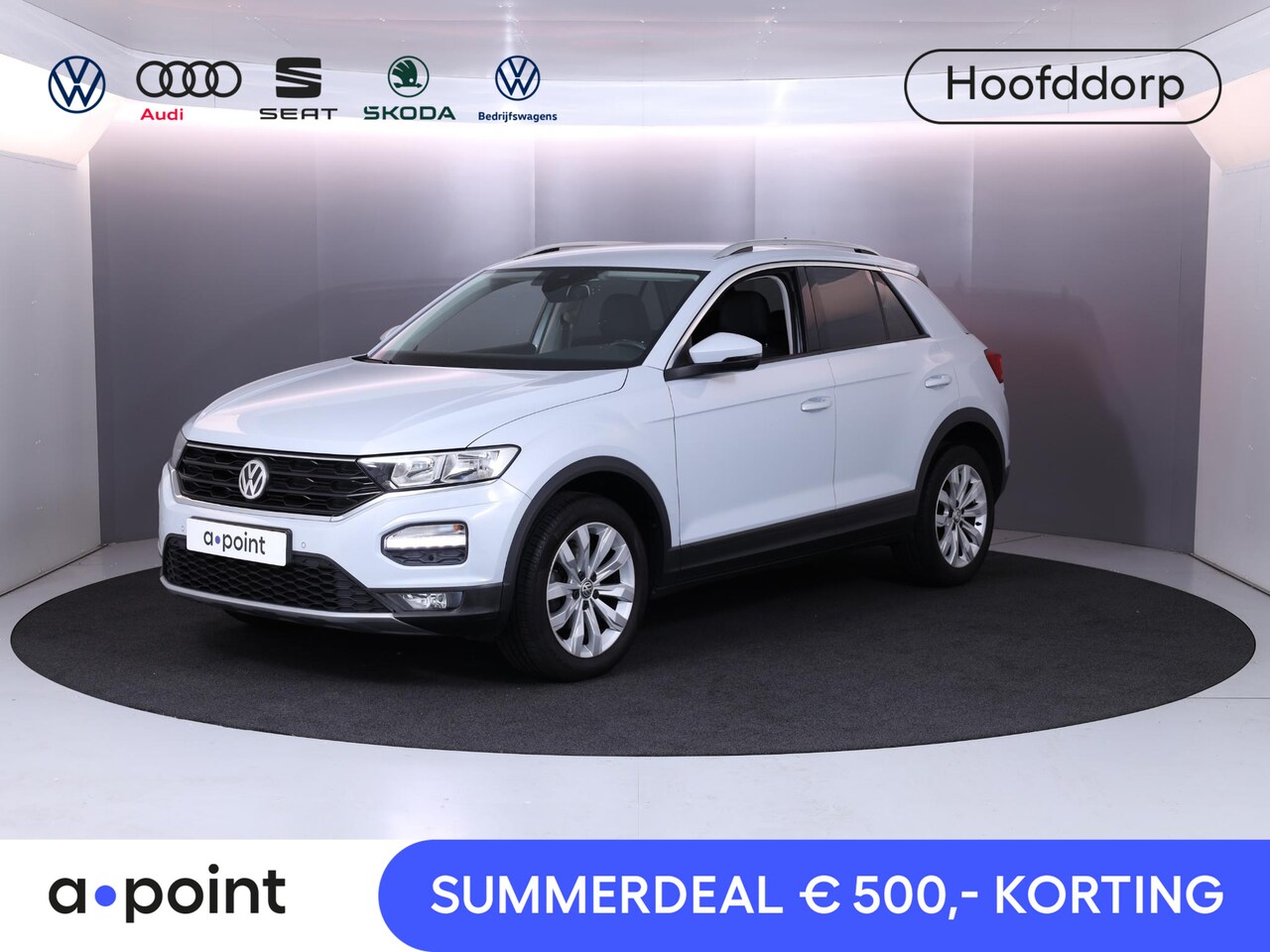 Volkswagen T-Roc - 1.5 TSI Style 150pk 6bak |Digi display| LMVelgen| Navi| Camera| Alarm - AutoWereld.nl