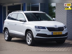 Skoda Karoq - 1.5 TSI ACT Business Edition Camera Stoelverwarming Lane-assist