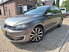 Volkswagen Golf - 1.4 TSI GTE AUT volledig ohdn navi cruise 18" etc
