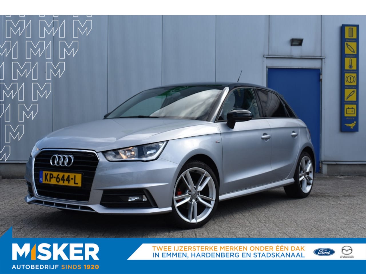 Audi A1 Sportback - 1.0 TFSI Adrenaline,S-line,Navi, two tone - AutoWereld.nl