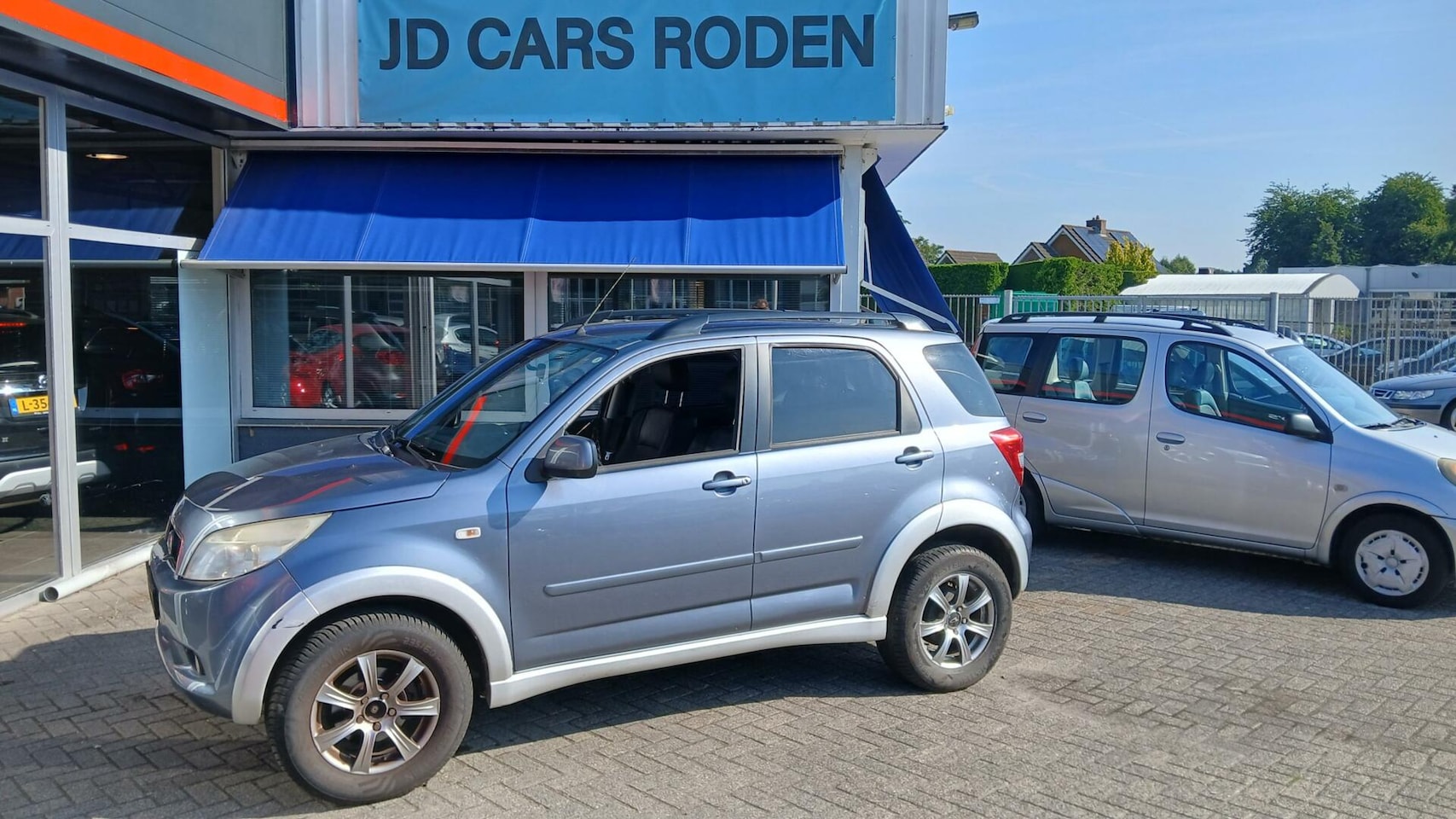 Daihatsu Terios - 1.5-16v 4X4 ! Leer! Ac! Luxe! - AutoWereld.nl