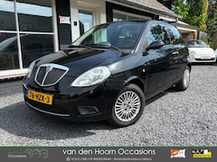 Lancia Y(psilon) - Ypsilon 1.2 Argento NW APK | AIRCO | ELEKTR RAMEN