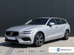 Volvo V60 - 2.0 B3 Essential Edition | Trekhaak | Stoel en Stuurwiel verwarming | BLIS | Parkeersensor