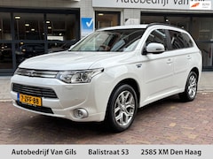 Mitsubishi Outlander - 2.0 PHEV Executive Edition AUT | AIRCO | LMV | CAMERA | TREKHAAK | PDC | EERSTE EIGENAAR |