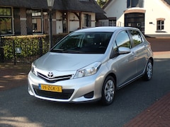 Toyota Yaris - 1.3 VVT-i Aspiration 5deurs TREKHAAK automaat