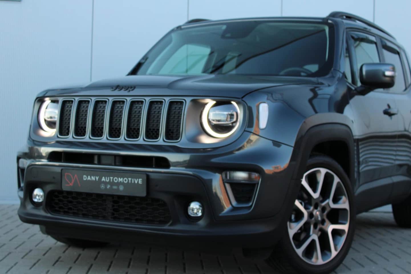 Jeep Renegade - 1.5T e-Hybrid Limited AUT I CAM I ACC I NAVI I CLIMA I LED I PDC I KEY LESS & GO I WINTER - AutoWereld.nl