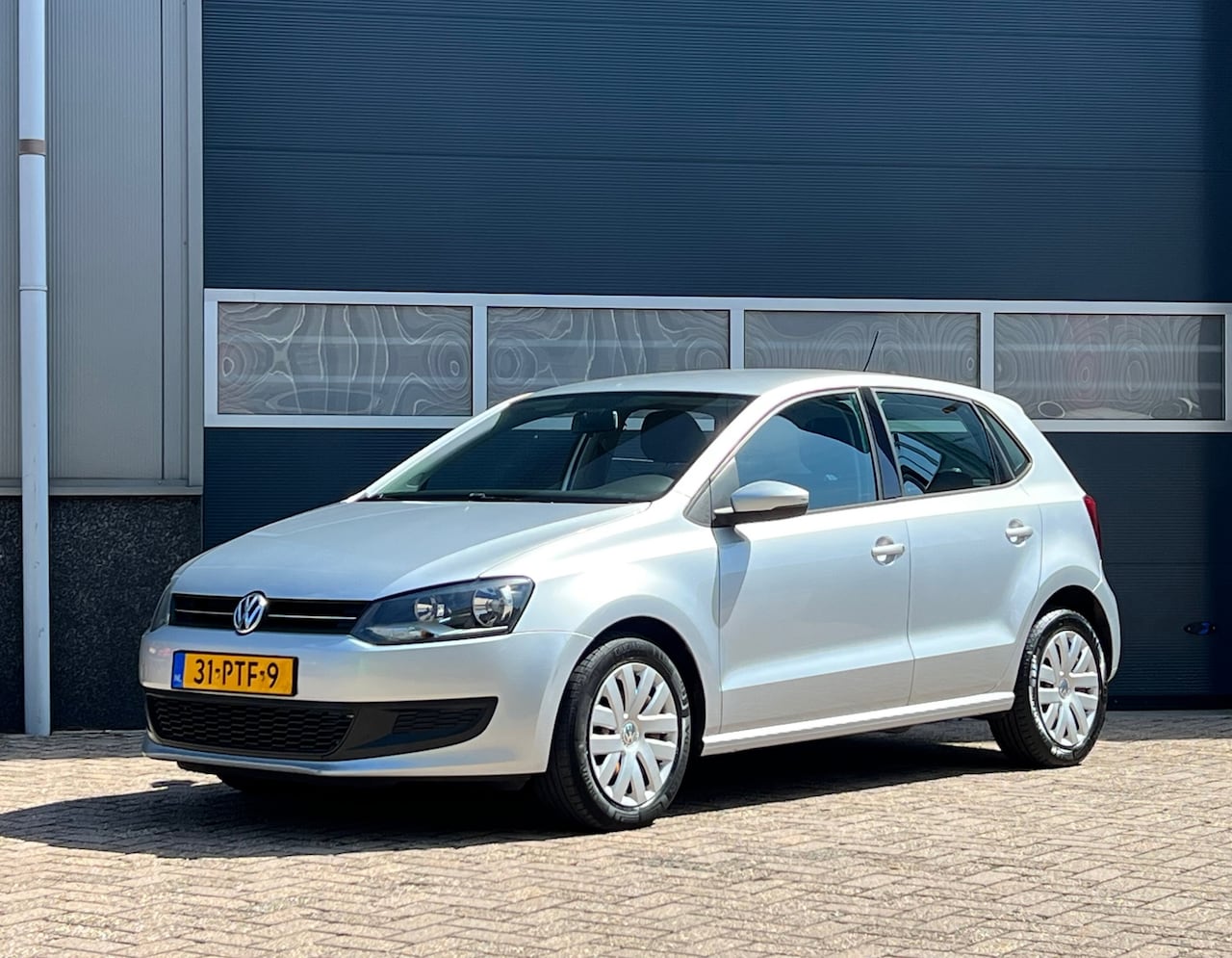 Volkswagen Polo - 1.4-16V Comfortline bj.2011 Autom|Cc|Nap. - AutoWereld.nl