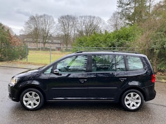 Volkswagen Touran - 1.6 TDI Automaat - Navi - Airco - PDC