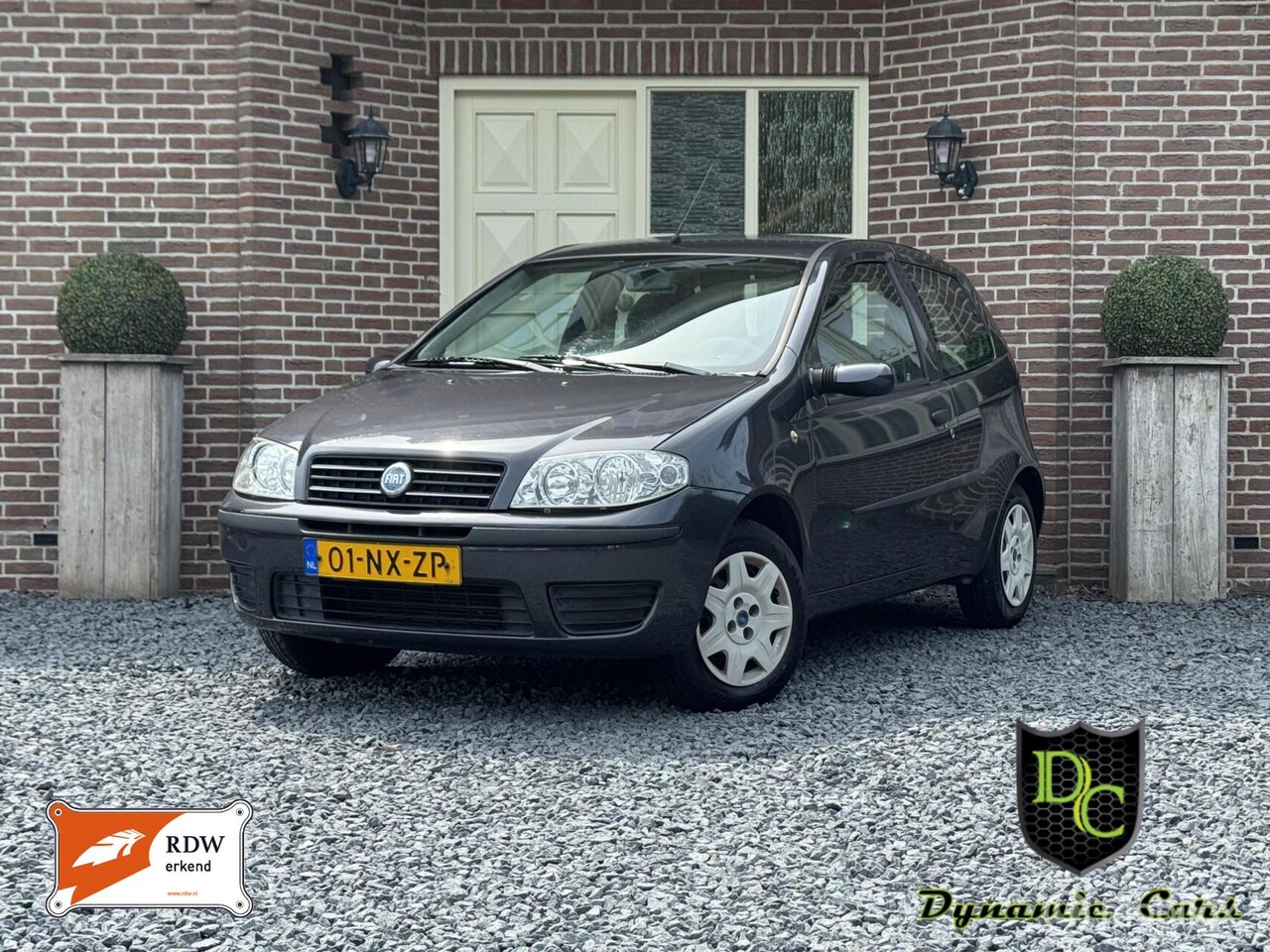 Fiat Punto - 1.2 Active AUTOMAAT *Airco *Bluetooth *Nette auto - AutoWereld.nl