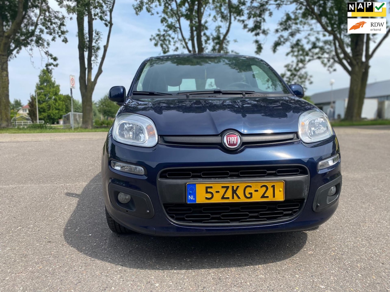 Fiat Panda - 0.9 TwinAir Lounge - AUTOMAAT-TREKHAAK-LAGE KILOMETERS-GOEDE ONDERHOUD-PARKEERSENSOREN-VEL - AutoWereld.nl