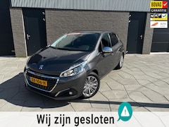 Peugeot 208 - 1.2 PureTech Allure|Mooi, Sportief, Veel chrome en Alu 5 Zits en All-Season