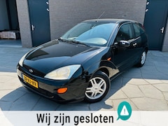 Ford Focus - 1.4-16V Trend|3 Drs |AIRCO| Metallic Lak |lichtmetaal|Cruise-control Nieuwe APK|