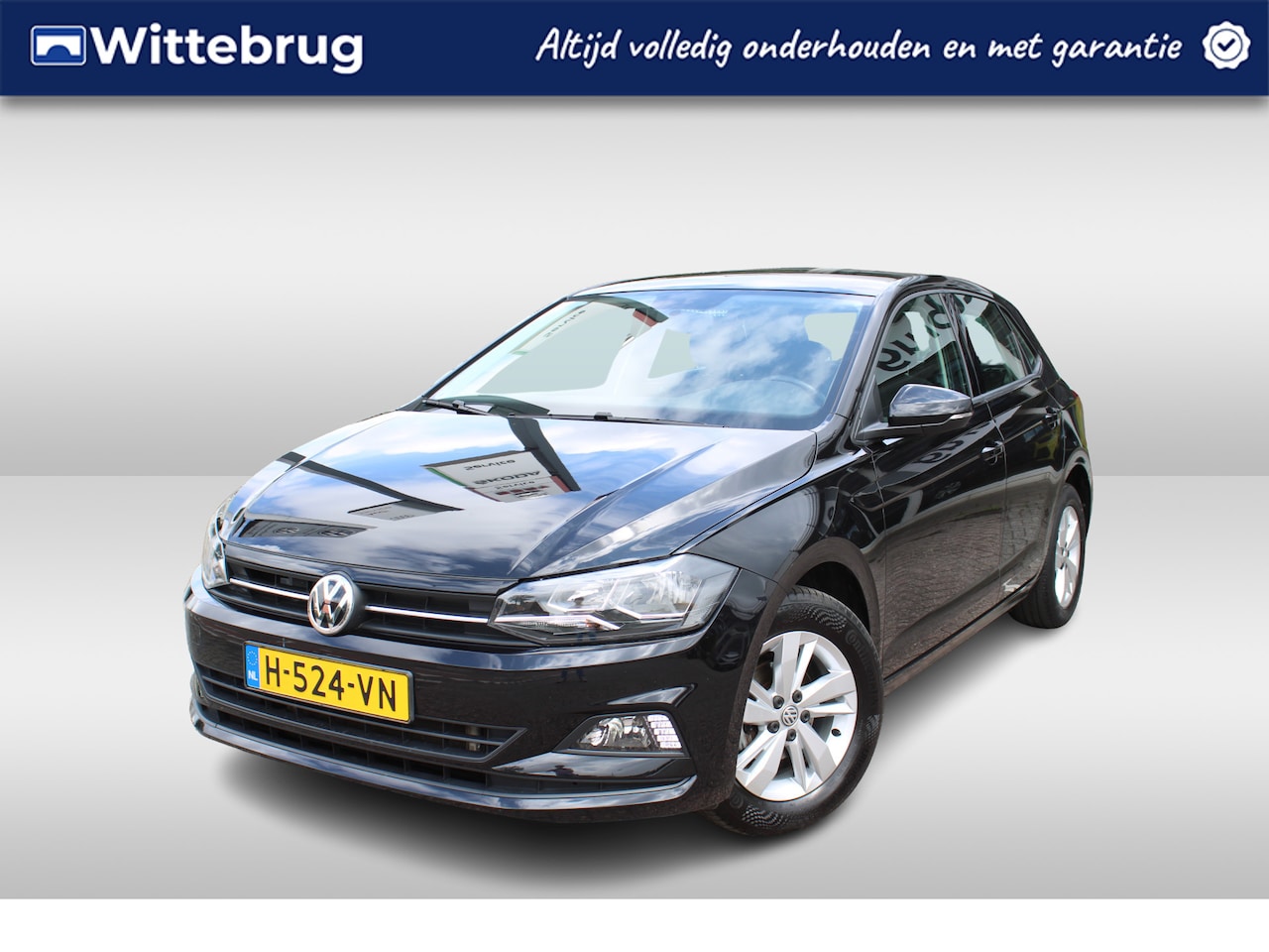 Volkswagen Polo - 1.0 TSI 95pk Comfortline DSG Automaat / Navigatie by APP /  Parkeersensoren a / LM 15 inch - AutoWereld.nl