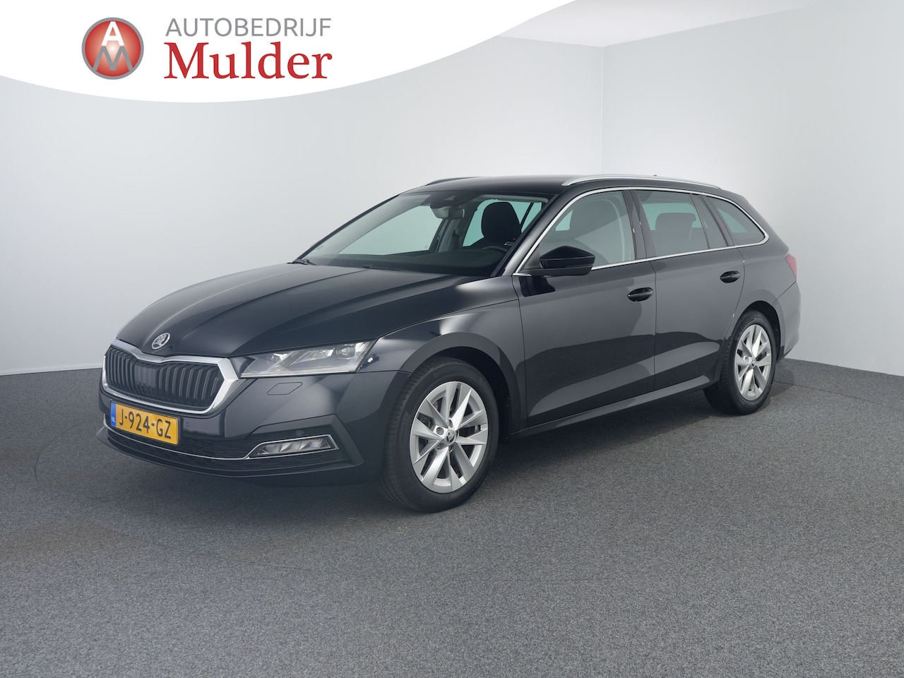Skoda Octavia Combi - 1.5 TSI First Edition | Matrix | Carplay | Keyless | - AutoWereld.nl