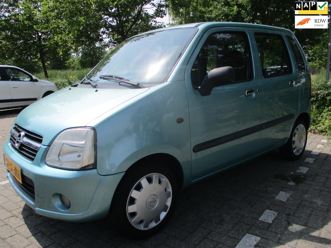 Opel Agila - 1.2-16V Essentia 1.2-16V Essentia - AutoWereld.nl