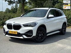 BMW X1 - SDrive20i Executive Edition, LEDER, NAP,