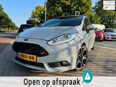 Ford Fiesta - 1.6 ST200 Clima Elek Pakket Cruise Navi Pdc
