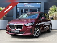 BMW 2-serie Active Tourer - 216i 123pk Navigatie/Stoelverwarming/Camera