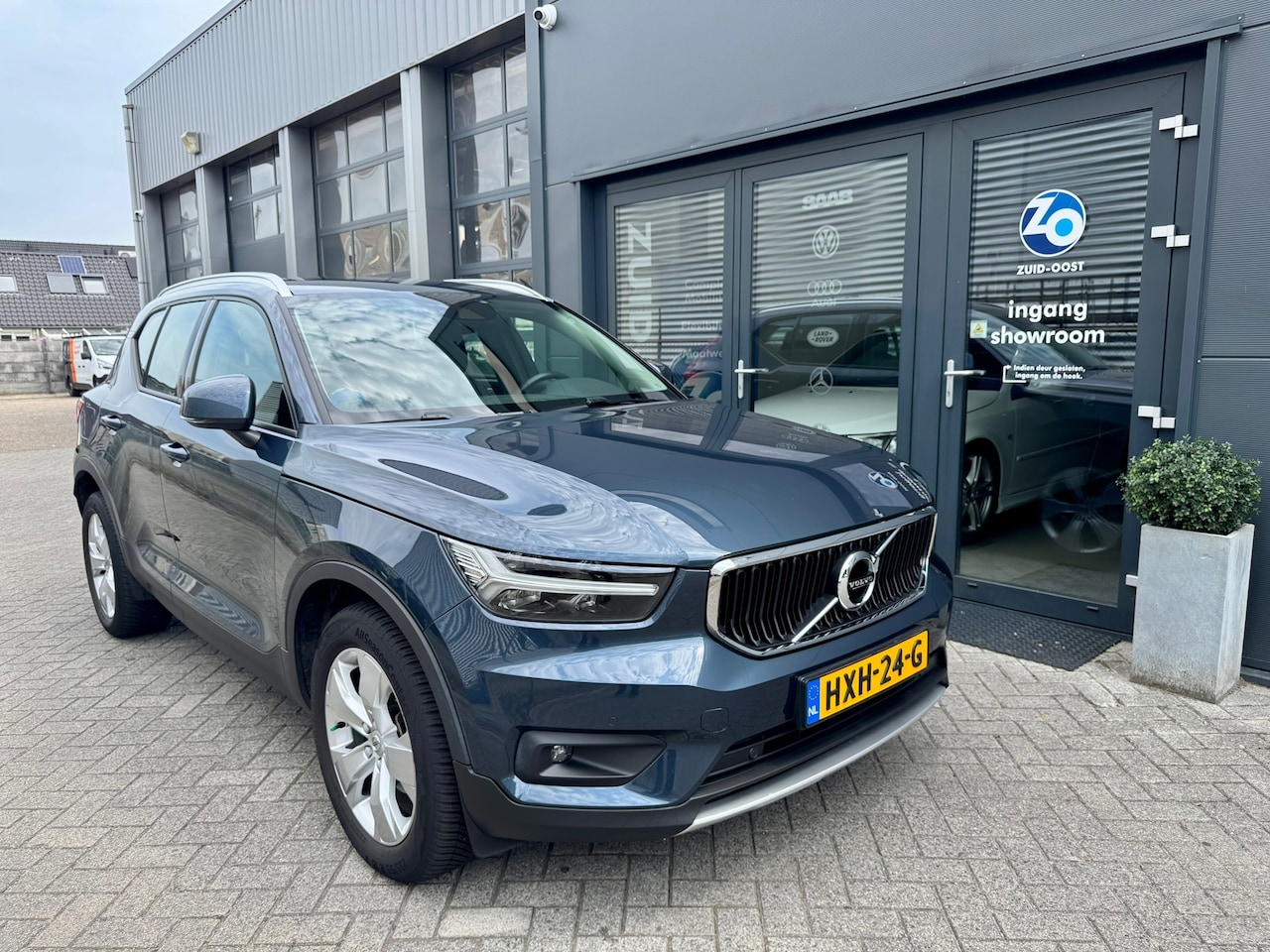 Volvo XC40 - 1.5 T3 Momentum 1.5 T3 Momentum - AutoWereld.nl