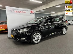 Ford Focus Wagon - 1.0 Titanium / NL-auto, Cruise control, Radio, Bluetooth, Airco