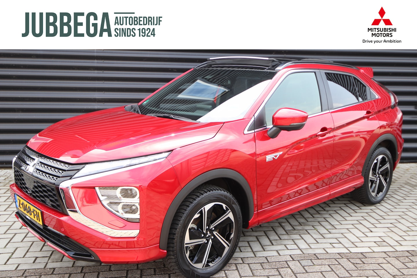 Mitsubishi Eclipse Cross - 2.4 PHEV Instyle NL-Auto, Opendak, diverse accessoires - AutoWereld.nl