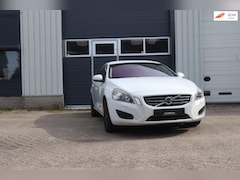 Volvo V60 - 2.0 T5 Momentum Heico