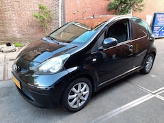 Toyota Aygo - 1.0-12V + mooi auto en heel goedkoop