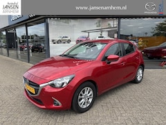 Mazda 2 - 2 1.5 Skyactiv-G Dynamic , Navi, Airco, Cruise, PDC, Bluetooth, LMV 15 Inch, Armsteun