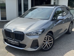 BMW 2-serie Active Tourer - 225e xDrive M pakket, Harman/Kardon, Head-Up, Trekhaak, Panoramadak, Adaptive cruise, Alle