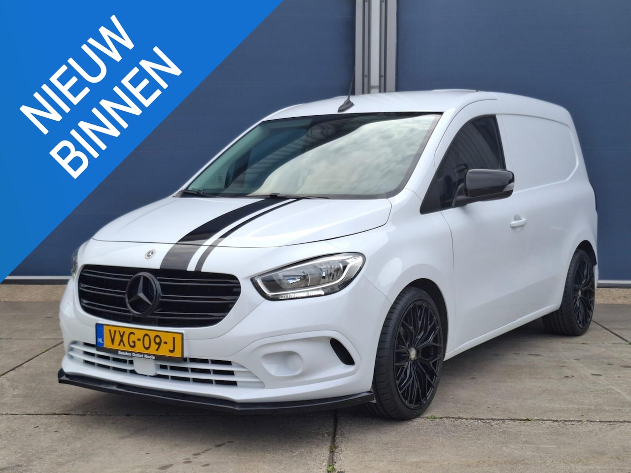 Mercedes-Benz Citan - 108 CDI L1 Base AIRCO / CRUISE CONTROLE / VERLAAGD / SPOILERS / CARPLAY - AutoWereld.nl