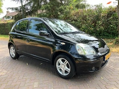 Toyota Yaris - 1.0 VVT-i Sol Met Nwe APK #5DEURS ZEER MOOI
