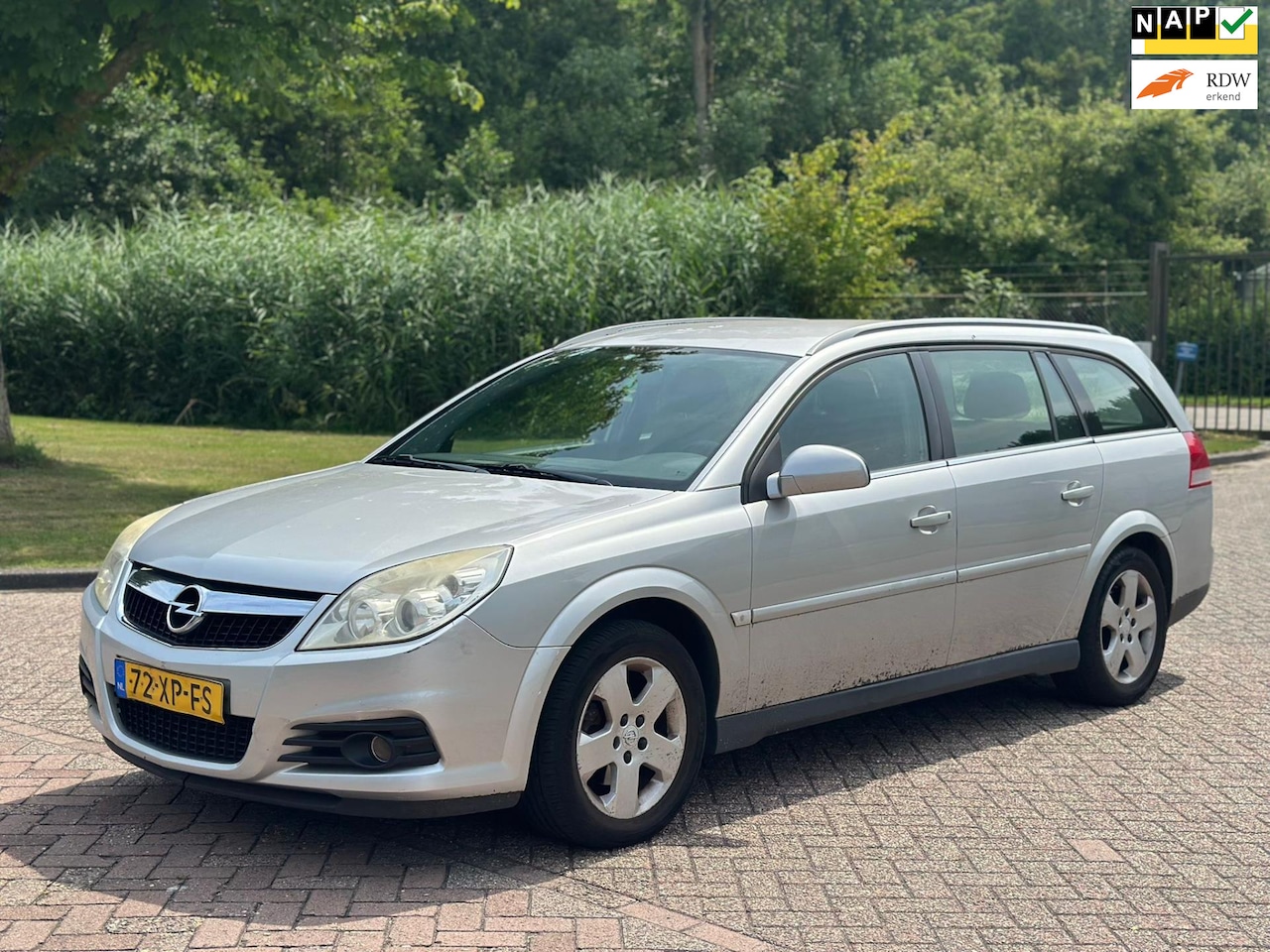 Opel Vectra Wagon - 2.2-16V Business/INRUILKOOPJE - AutoWereld.nl