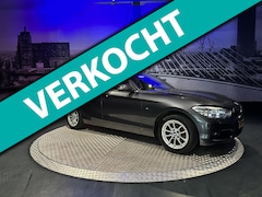 BMW 1-serie - 116i Executive *PdcV&A*Navi*Trekhaak