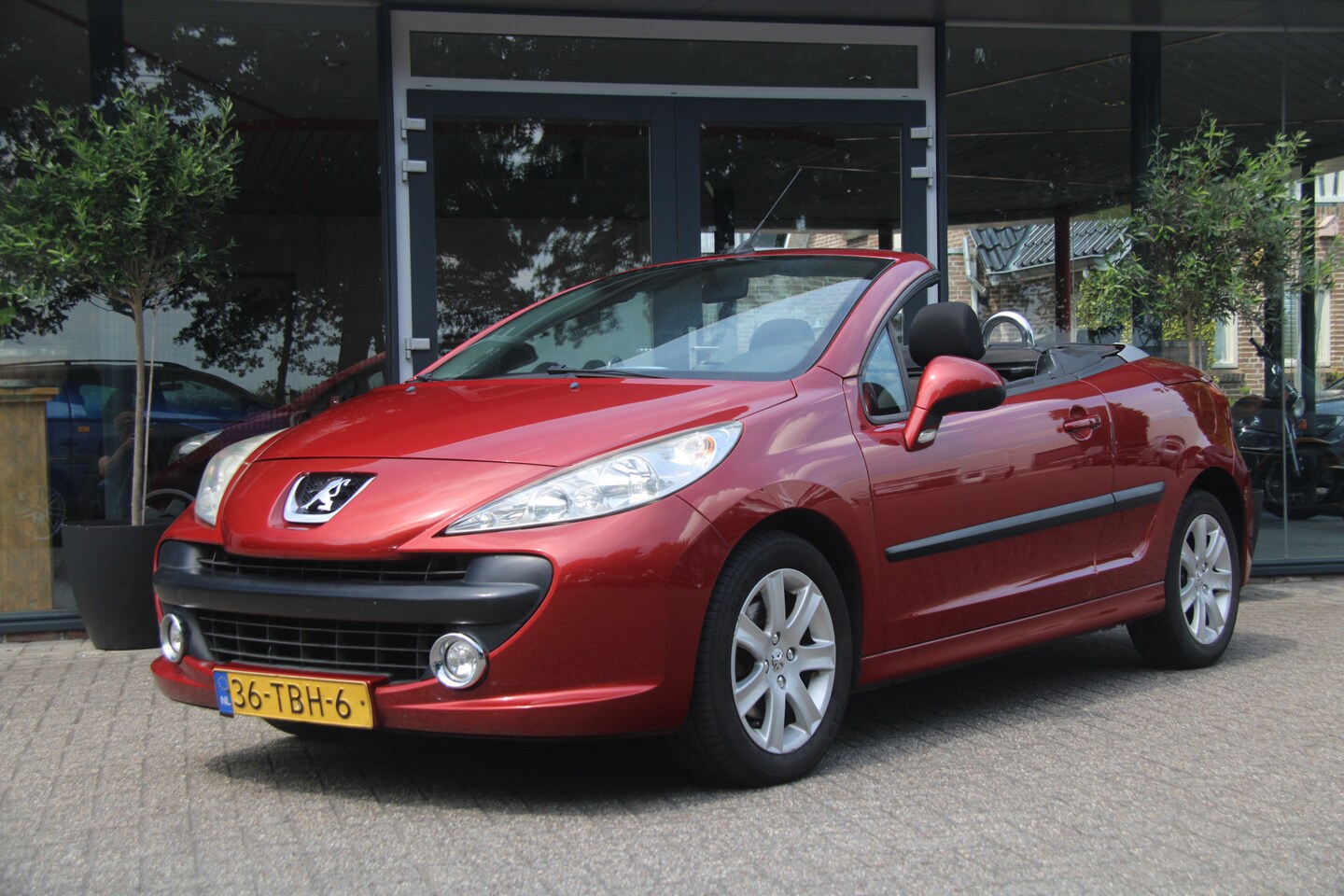 PEUGEOT 207CC 1.6