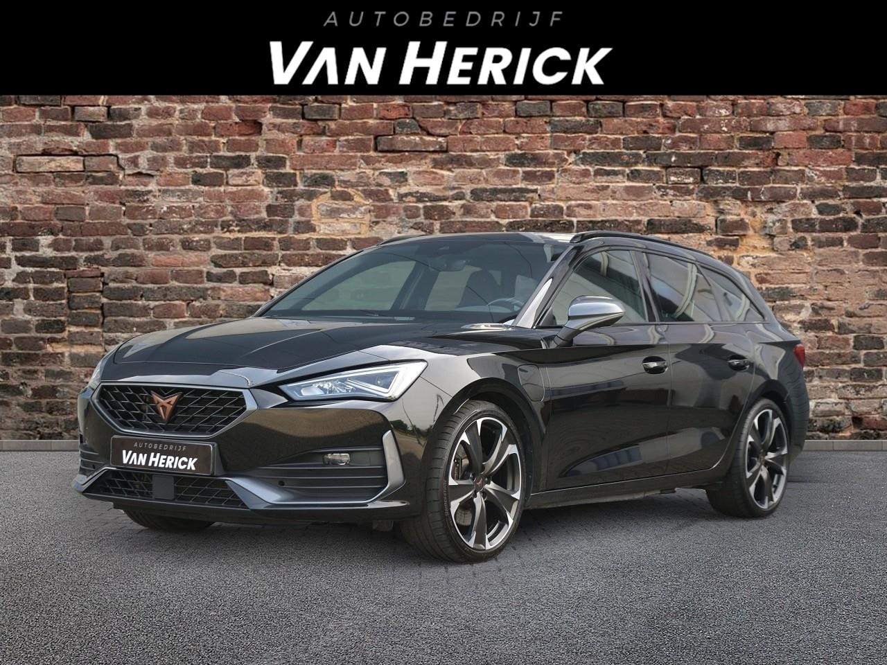 CUPRA Leon Sportstourer - 1.4 e-Hybrid VZ 245PK | Navi | Trekhaak | Winterpakket - AutoWereld.nl