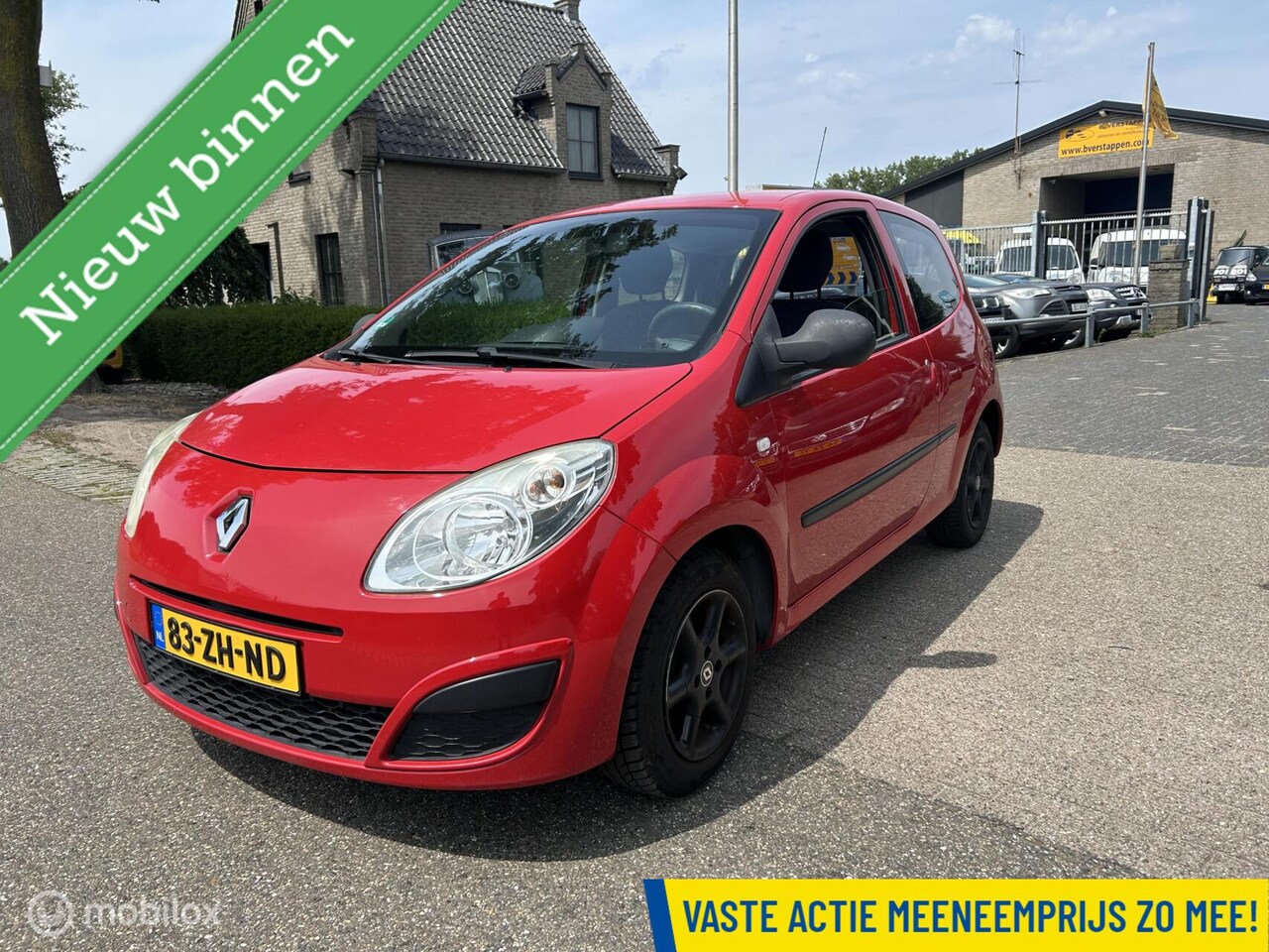 Renault Twingo - 1.2 Acces LEES TEKTS - AutoWereld.nl