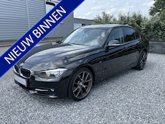 BMW 3-serie - 316i Aut. Sportline Navi|Cruis|PDC|Stoelverw Zwart