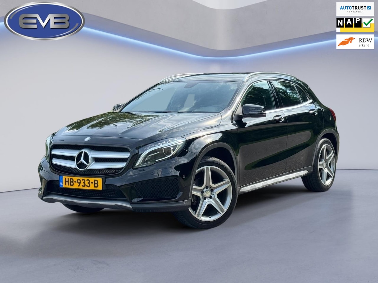 Mercedes-Benz GLA-Klasse - 200 AUTOMAAT Prestige 156 pk AMG styling, eerste eigenaar, achteruitrijcamera - AutoWereld.nl
